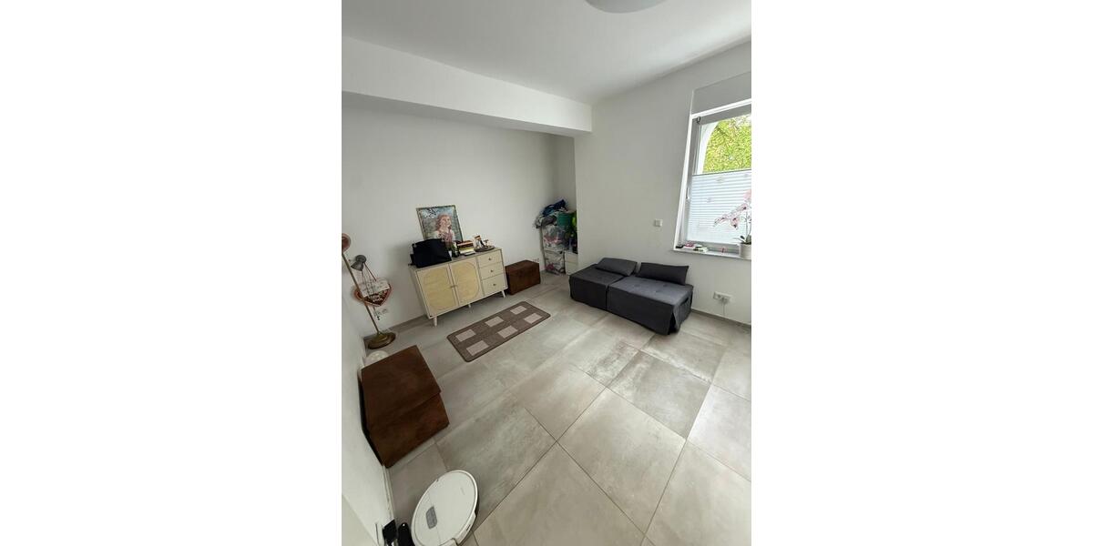Erdgeschoßwohnung Duisburg Duisburg-Mitte - 3 Zimmer, 88 m&sup2;, 1.700&euro; | Angebot:26617709