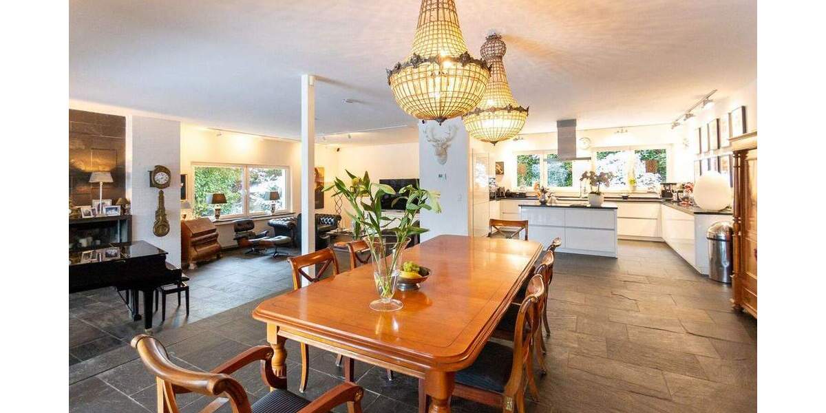 Einfamilienhaus Neuss Selikum - 9 Zimmer, 390 m&sup2;, 1.750.000&euro; | Angebot:25688844