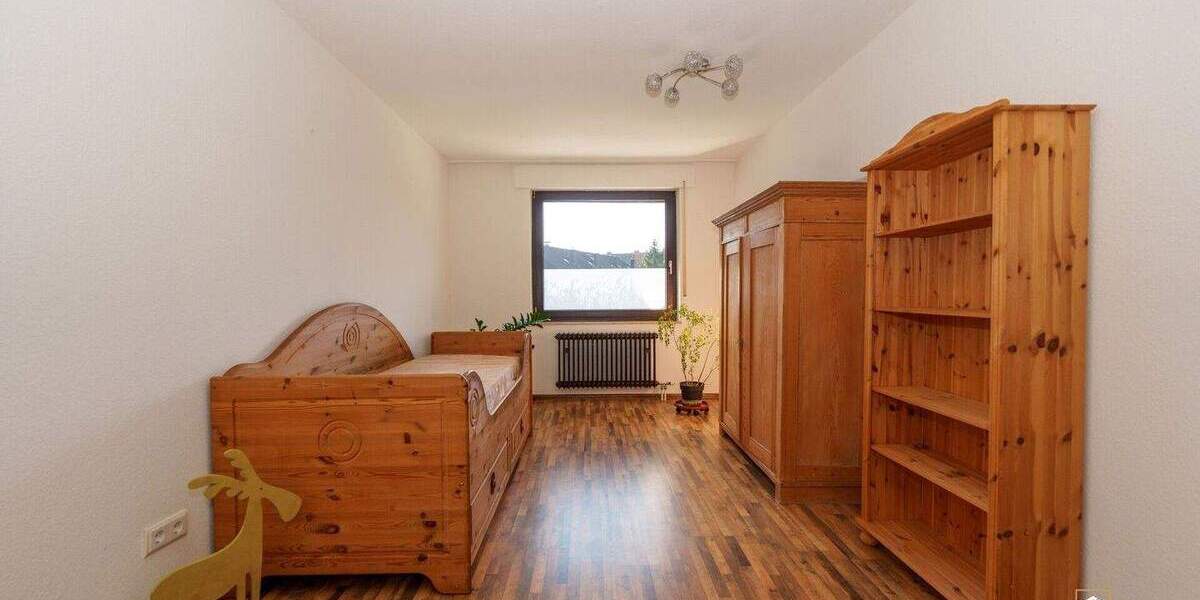 Mehrfamilienhaus, Wohnhaus Krefeld / Fischeln Fischeln - 5 Zimmer, 150 m&sup2;, 499.000&euro; | Angebot:25774713