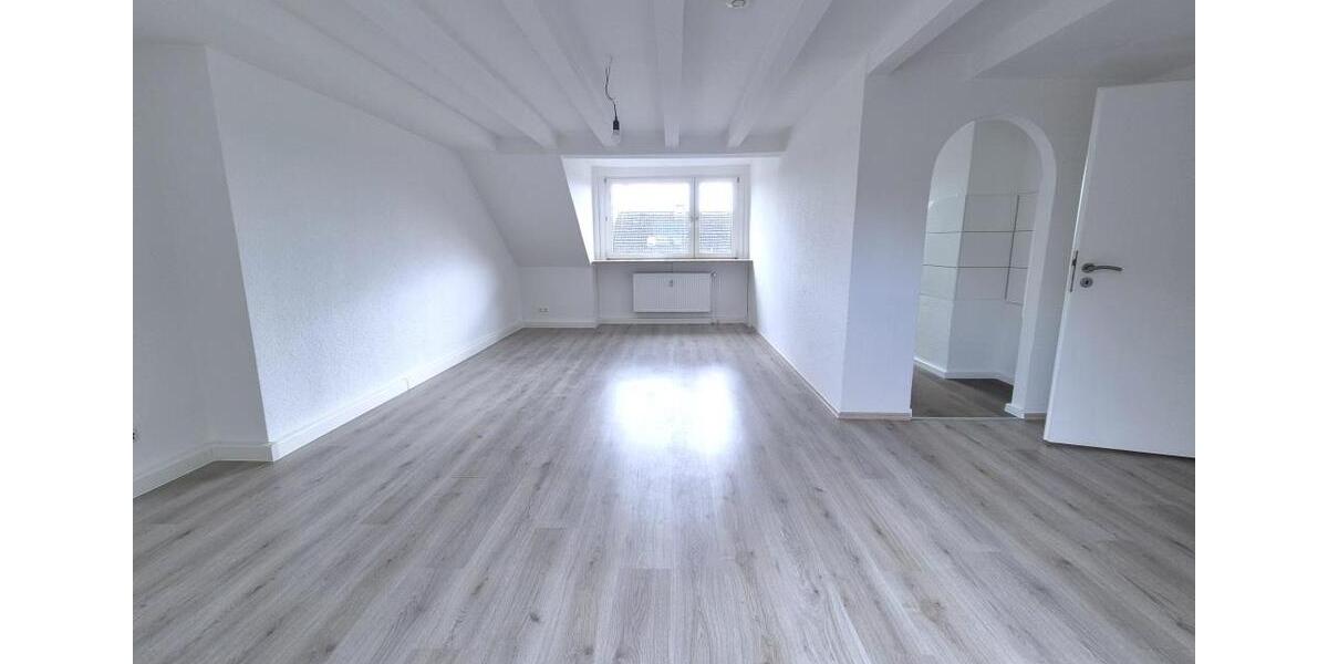 Etagenwohnung Duisburg Mittelmeiderich - 3.5 Zimmer, 53 m&sup2;, 370&euro; | Angebot:26385408