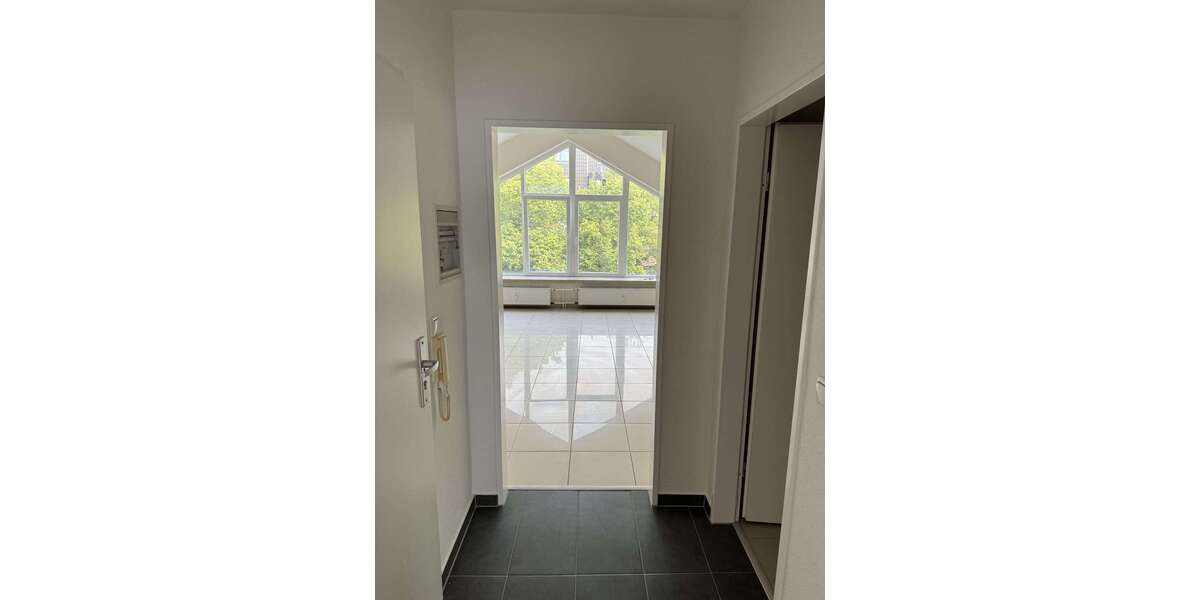 Etagenwohnung Neuss Innenstadt - 1 Zimmer, 50 m&sup2;, 475&euro; | Angebot:26678231