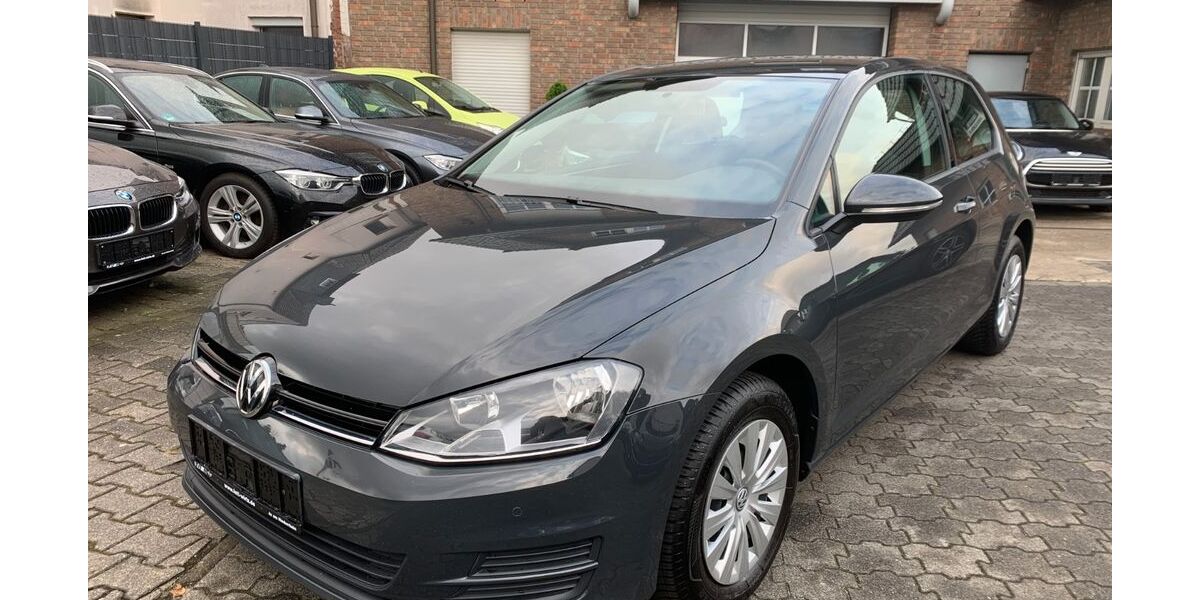 VW Golf 123.000 km 9.700 &euro; Moers 47443