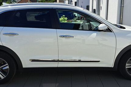 Kia Niro 119.000 km 16.500 &euro; Willich 47877
