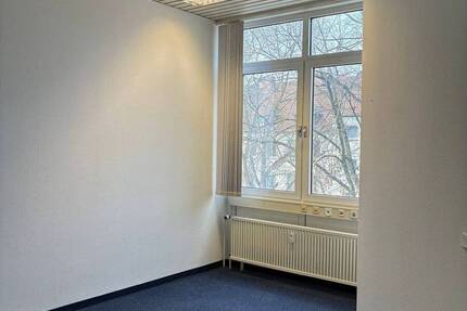 Gewerbeobjekt Krefeld Kempener Feld/Baakeshof - 522&euro; | Angebot:25980345