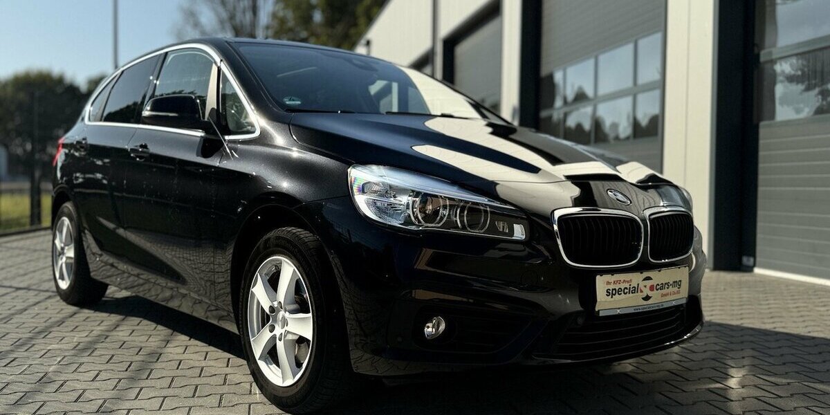 BMW 218 Active Tourer i / Advantage / PANO / Keyless 70.000 km 16.390 &euro; Mönchengladbach 41066