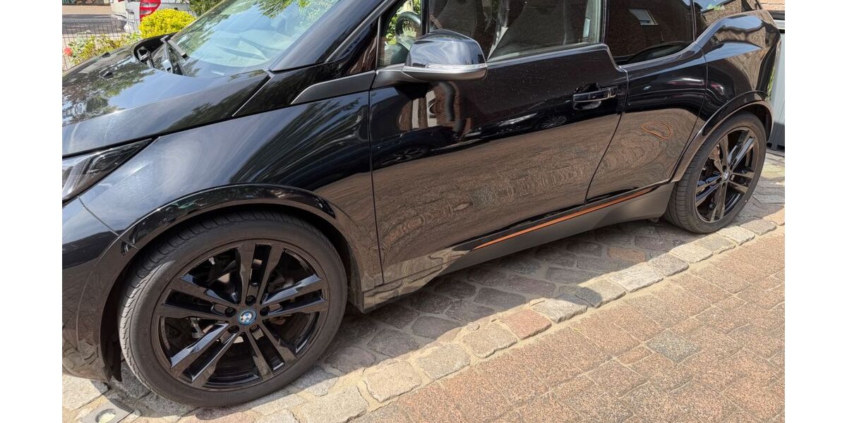 BMW i3 95.926 km 22.999 &euro; Duisburg 47198