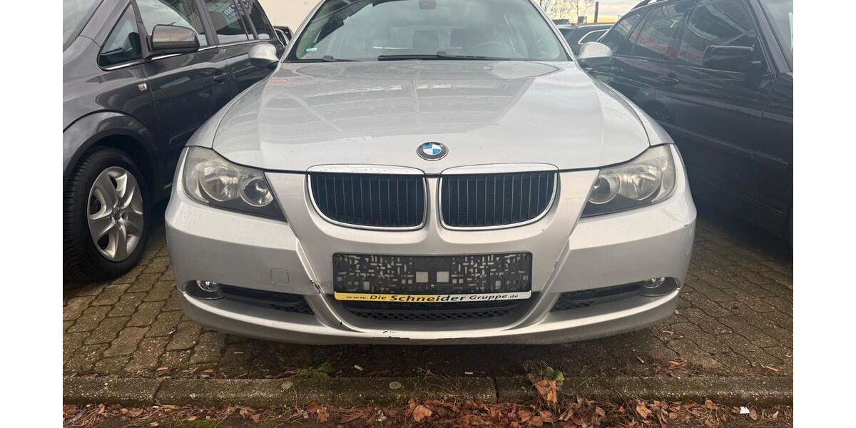 BMW 320 212.019 km 3.190 &euro; Mönchengladbach 41239