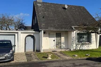 Haus zum Kaufen in Grevenbroich 349.000 € 89.78 m² - Haus Grevenbroich Hemmerden | Angebot:24940440