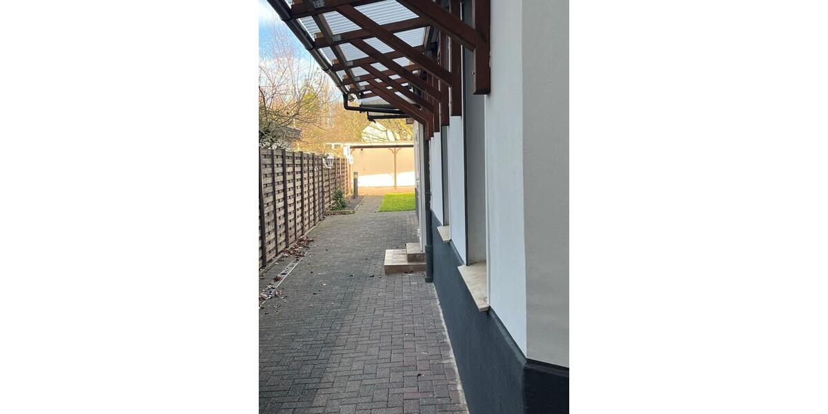 Erdgeschoßwohnung Mönchengladbach Nord - 2 Zimmer, 87 m&sup2;, 900&euro; | Angebot:25979632