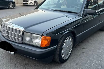 Mercedes-Benz 190 160.000 km 7.590 &euro; Duisburg 47055
