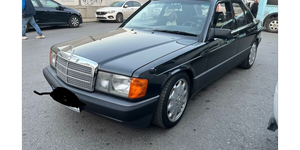 Mercedes-Benz 190 160.000 km 7.590 &euro; Duisburg 47055