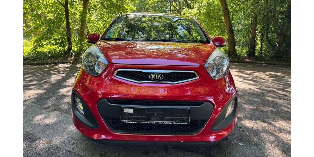 Kia Picanto 102.203 km 4.990 &euro; Mönchengladbach 41068