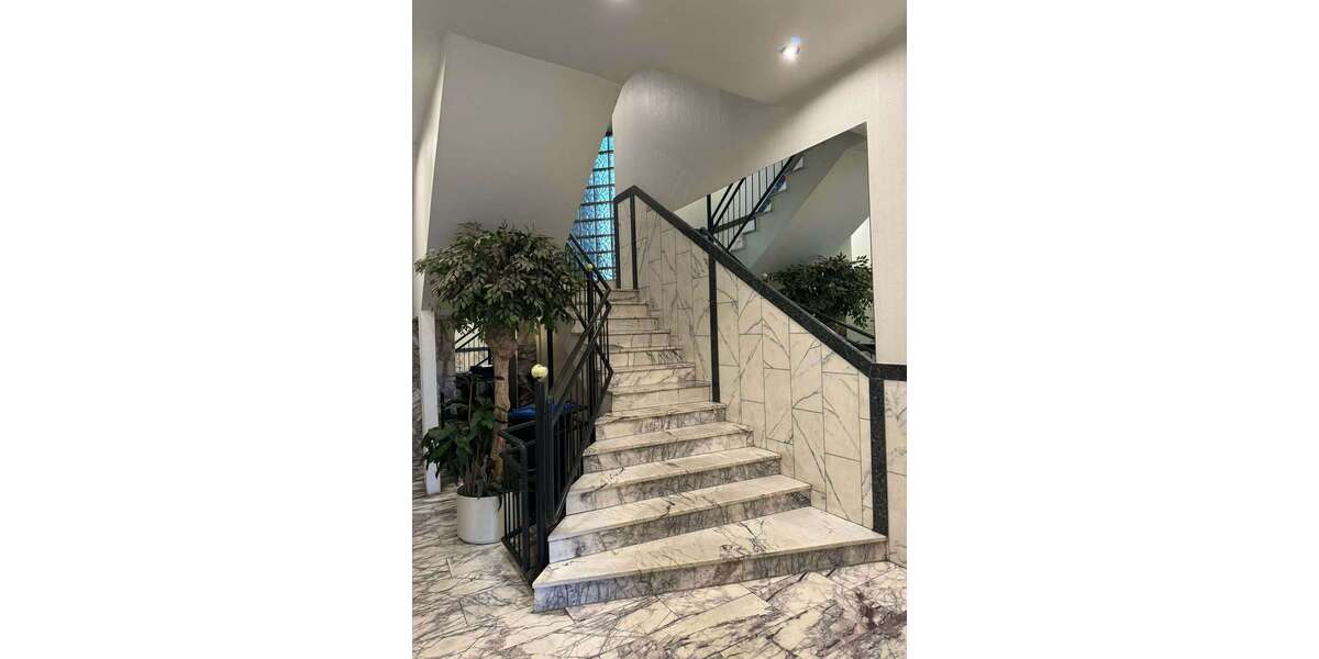 Zimmer Düsseldorf Stadtmitte - 1 Zimmer, 1.300&euro; | Angebot:27100257