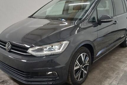 VW Touran 28.600 km 32.999 &euro; Meerbusch 40668