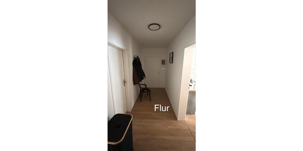 Etagenwohnung Duisburg Mittelmeiderich - 4 Zimmer, 93 m&sup2;, 1.150&euro; | Angebot:26652868