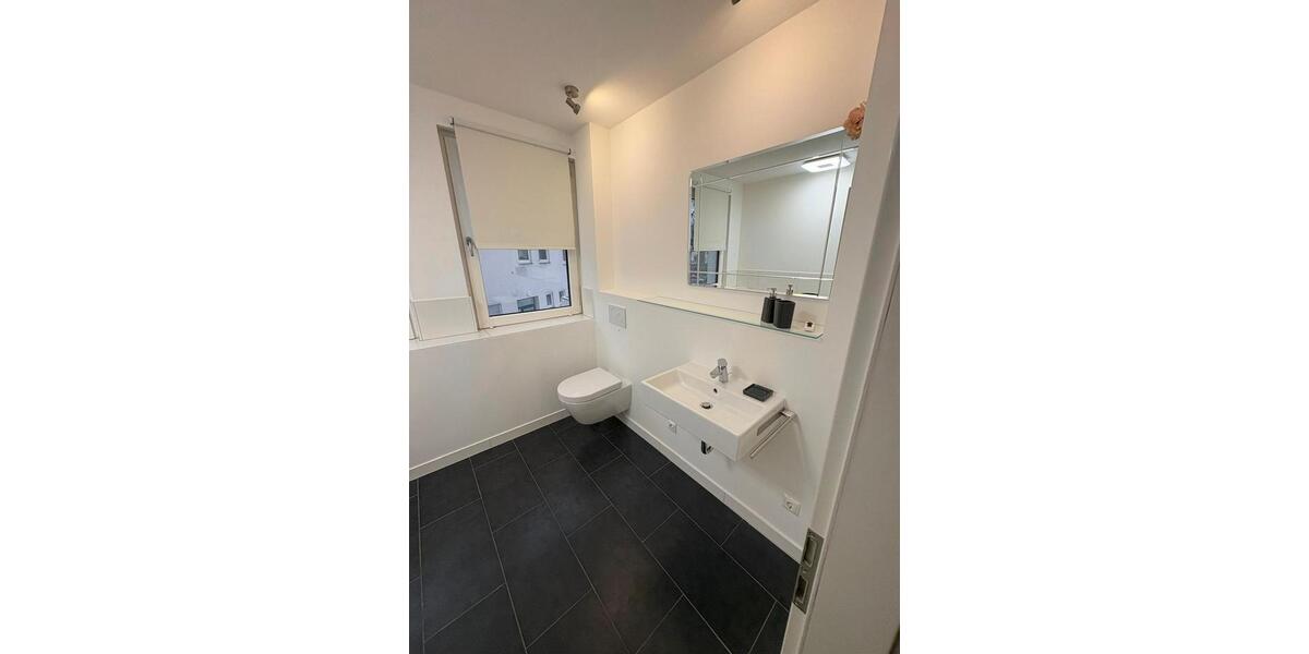 Etagenwohnung Düsseldorf Stadtbezirk 5 - 3 Zimmer, 105 m&sup2;, 2.050&euro; | Angebot:25944832