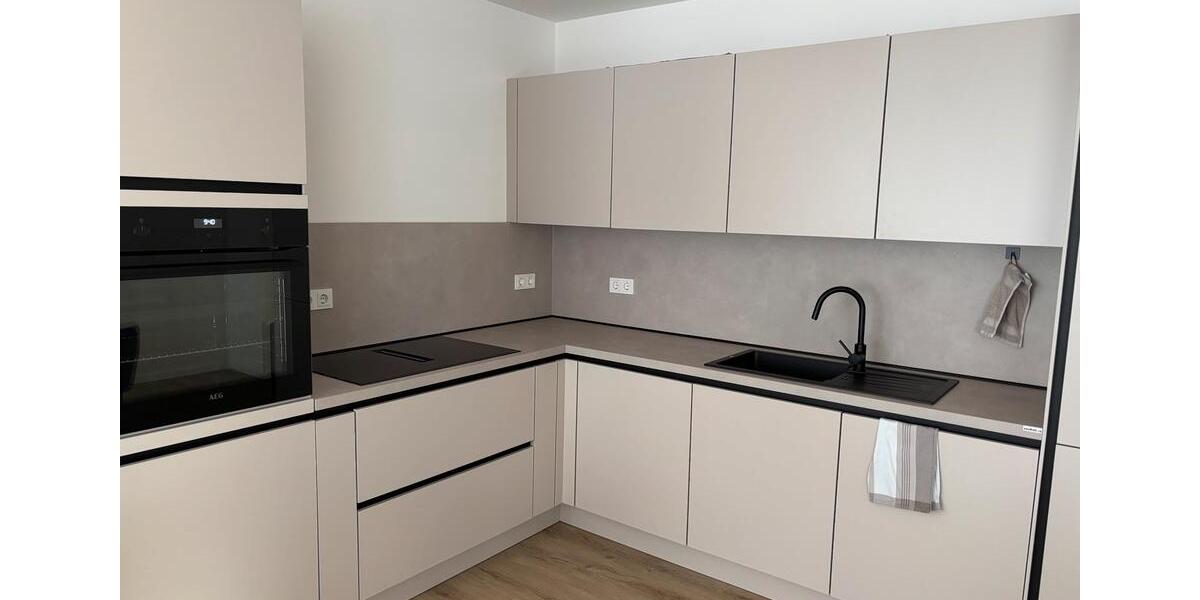 Etagenwohnung Wegberg - 3 Zimmer, 88 m&sup2;, 1.395&euro; | Angebot:25898937