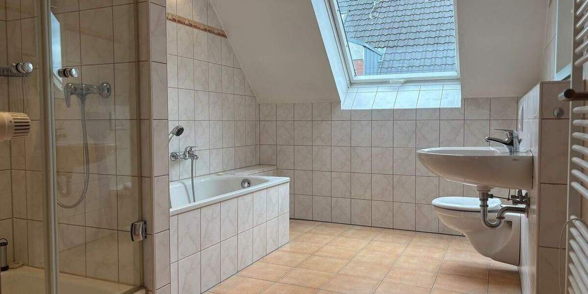 Reihenmittelhaus Viersen Süchteln - 3 Zimmer, 135 m&sup2;, 435.000&euro; | Angebot:25837445