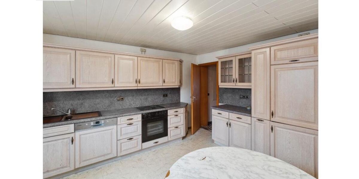 Etagenwohnung Kaarst - 4 Zimmer, 138 m&sup2;, 1.050&euro; | Angebot:25616668