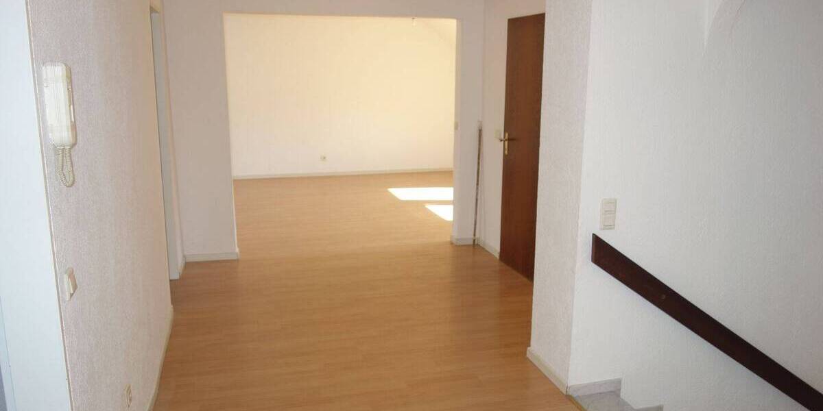Einfamilienhaus Düsseldorf Hubbelrath - 7 Zimmer, 237 m&sup2;, 870.000&euro; | Angebot:25665188