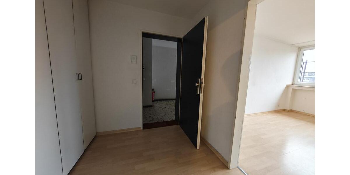 Etagenwohnung Düsseldorf Stadtbezirk 3 - 1 Zimmer, 30 m&sup2;, 583&euro; | Angebot:25281694
