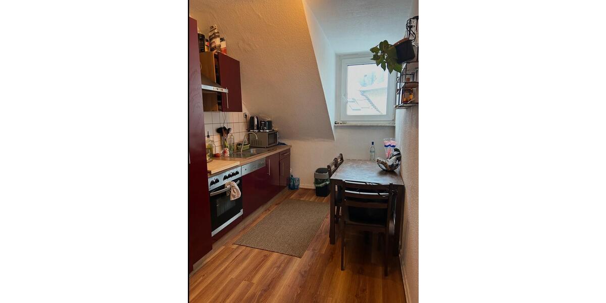 Dachgeschoßwohnung Krefeld Benrad - 2 Zimmer, 62 m&sup2;, 560&euro; | Angebot:25944877