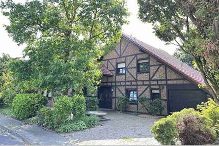 Haus Brüggen-Born Born - 5 Zimmer, 286 m&sup2;, 597.000&euro; | Angebot:24711602