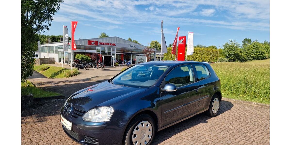 VW Golf 106.065 km 2.700 &euro; Ratingen 40882