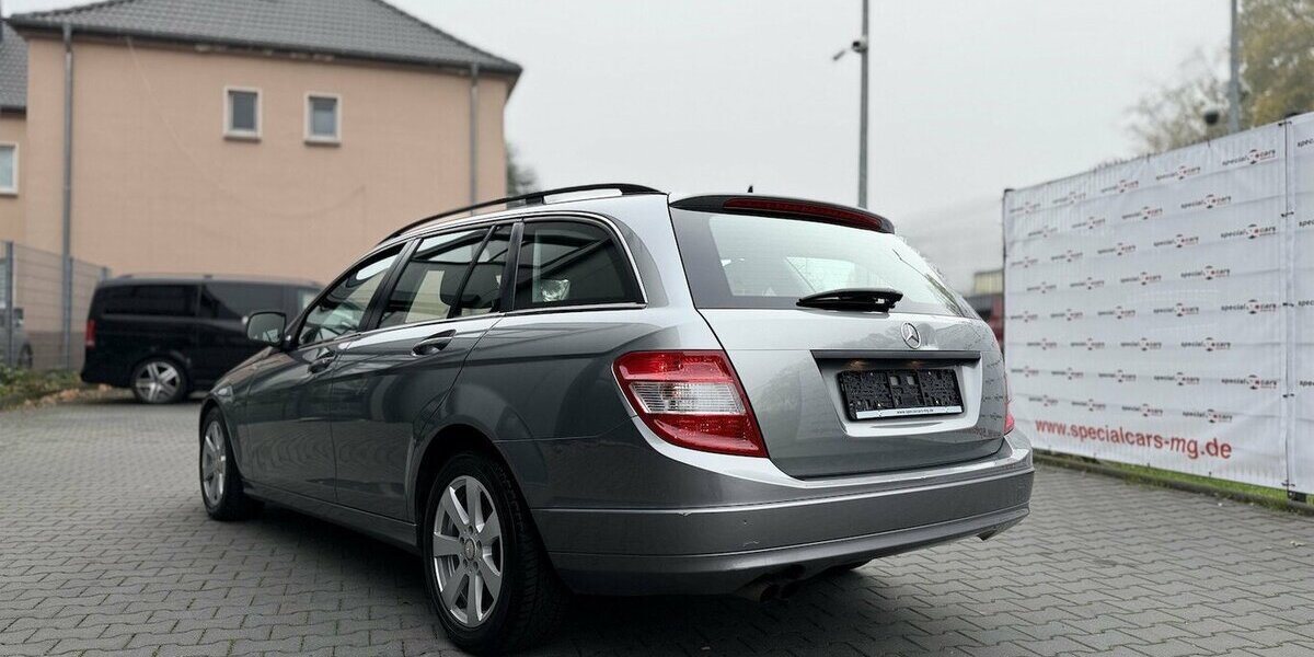 Mercedes-Benz C 180 T Kompressor / 50TKm / el. FH / 1. Hand 50.000 km 11.490 &euro; Mönchengladbach 41066