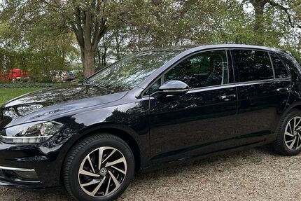 VW Golf 41.048 km 14.890 &euro; Willich 47877