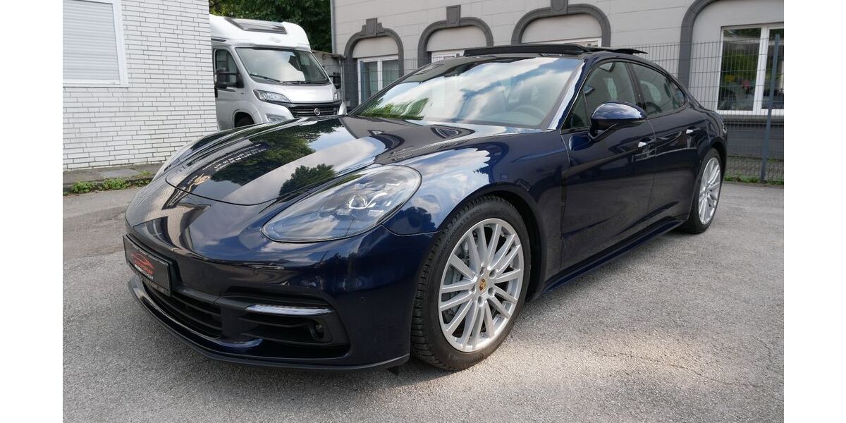 Porsche Panamera 262.973 km 37.950 &euro; Mülheim an der Ruhr 45473