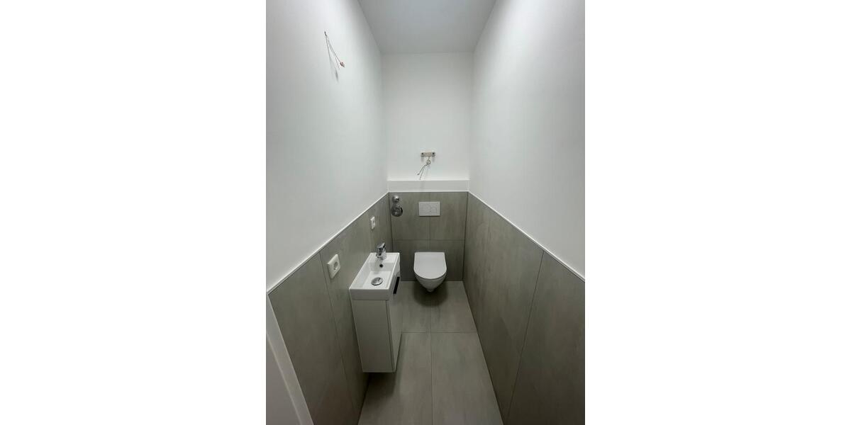 Etagenwohnung Düsseldorf Stadtmitte - 1 Zimmer, 120 m&sup2;, 737&euro; | Angebot:25718233