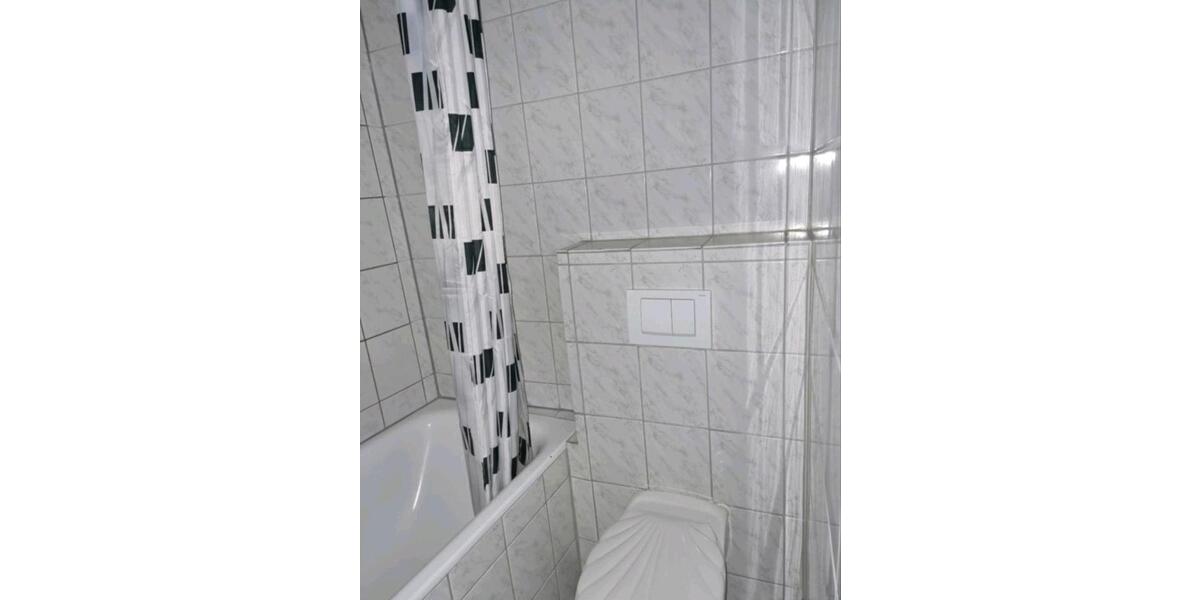 Etagenwohnung Mönchengladbach Süd - 3 Zimmer, 83 m&sup2;, 1.400&euro; | Angebot:25660321