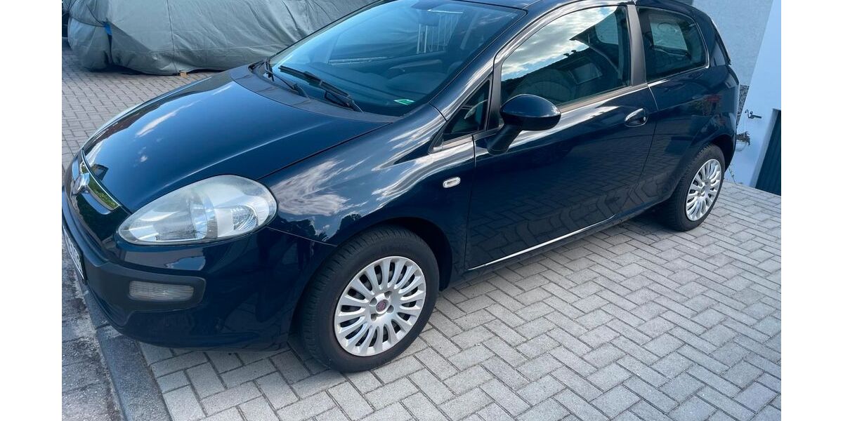Fiat Punto 101.676 km 4.100 &euro; Neukirchen-Vluyn 47506