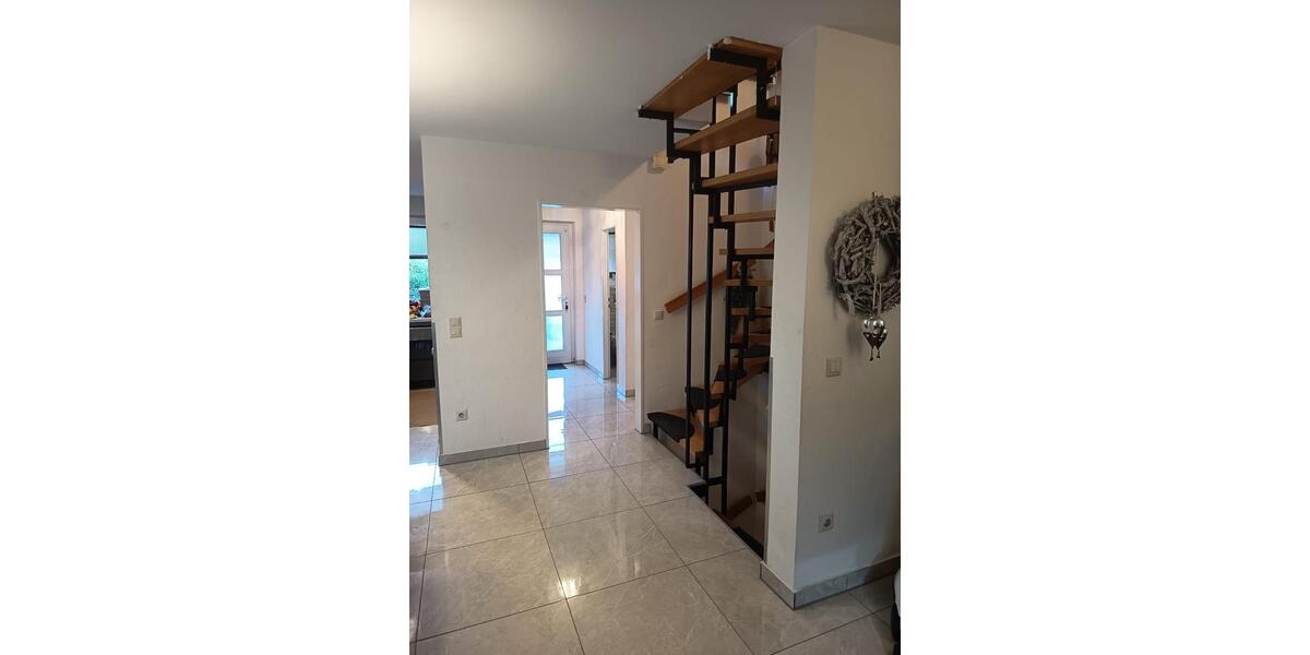 Reihenhaus Krefeld Hüls - 5 Zimmer, 110 m&sup2;, 449.000&euro; | Angebot:25844065