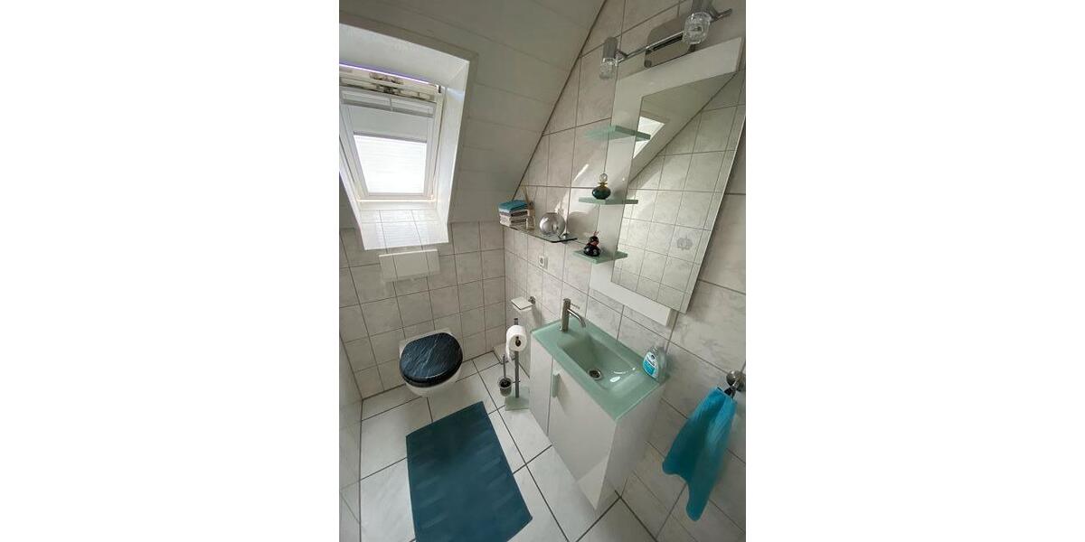 Dachgeschoßwohnung Moers Rheinkamp - 3 Zimmer, 89 m&sup2;, 288.000&euro; | Angebot:27068455