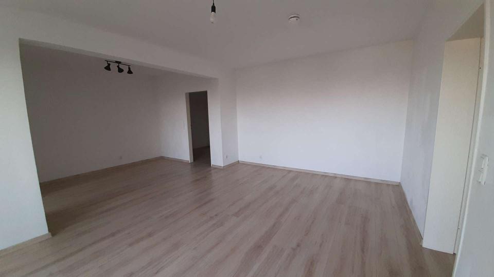 Etagenwohnung Krefeld Fischeln - 2 Zimmer, 70 m&sup2;, 650&euro; | Angebot:26005611