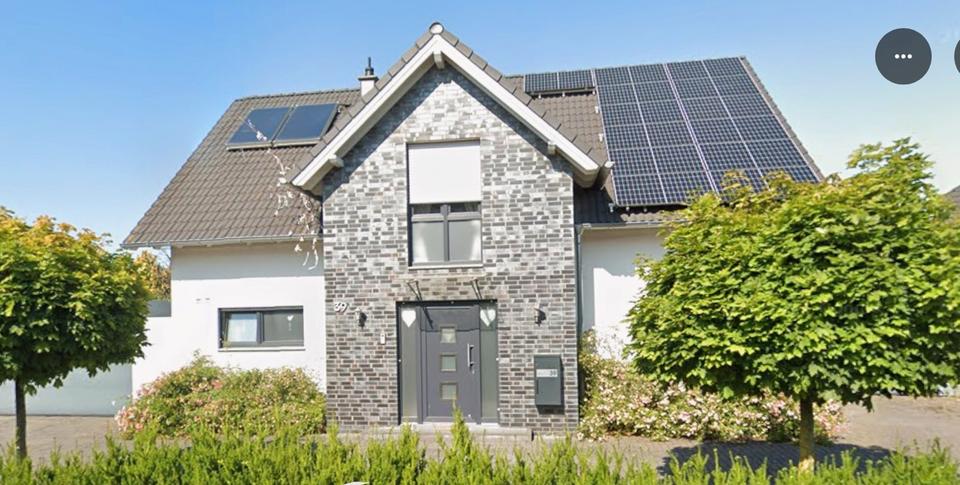 Einfamilienhaus Erkelenz - 4 Zimmer, 194 m&sup2;, 2.200&euro; | Angebot:27585679