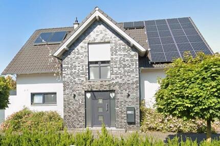 Haus Erkelenz - 4 Zimmer, 194 m&sup2;, 2.200&euro; | Angebot:27585679