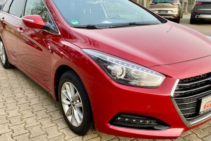 Hyundai i40 145.210 km 8.400 &euro; Moers 47445
