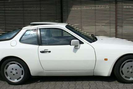 Porsche 944 118.187 km 39.944 &euro; Moenchengladbach 41065