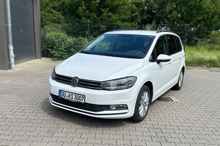 VW Touran 193.000 km 12.750 &euro; Duisburg 47279