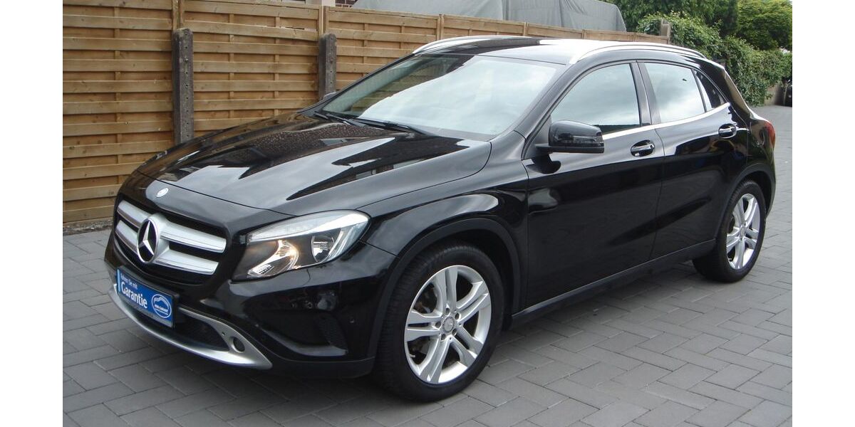 Mercedes-Benz GLA 220 85.600 km 18.680 &euro; Hilden 40721