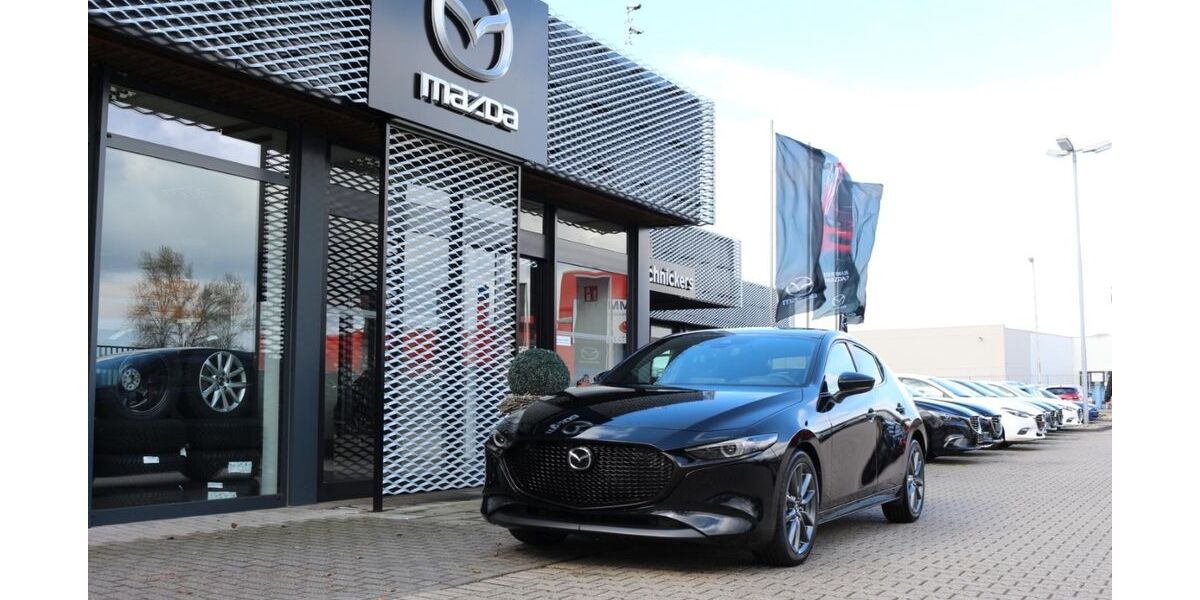 Mazda 3 96.586 km 18.992 &euro; Moers 47441