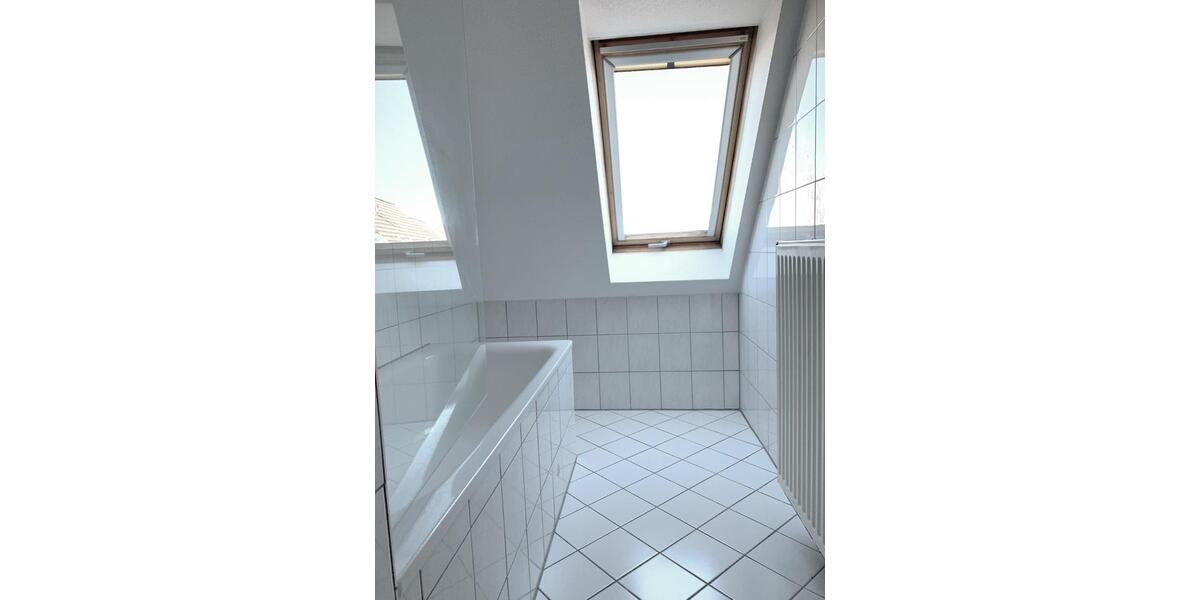 Dachgeschoßwohnung Willich - 2 Zimmer, 60 m&sup2;, 670&euro; | Angebot:25887329