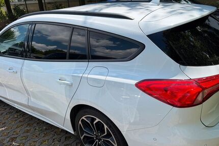 Ford Focus 277.500 km 4.250 &euro; Erkelenz 41812