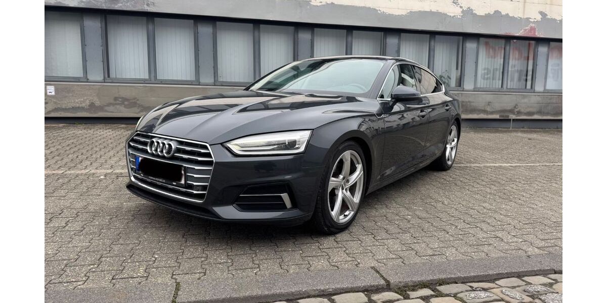 Audi A5 166.000 km 17.999 &euro; Mönchengladbach 41238
