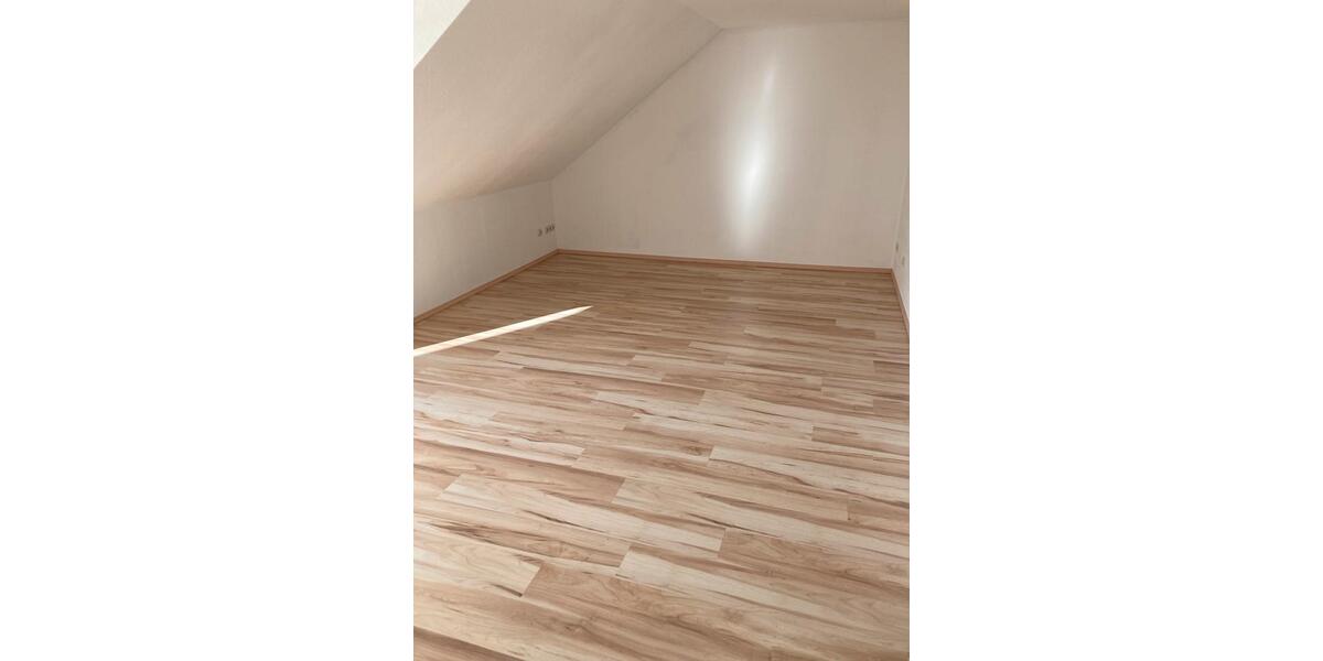 Dachgeschoßwohnung Wegberg - 1 Zimmer, 52 m&sup2;, 760&euro; | Angebot:25805495