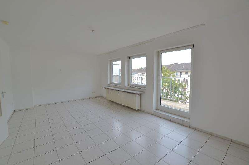 Etagenwohnung Mönchengladbach Süd - 3 Zimmer, 72 m&sup2;, 123.000&euro; | Angebot:23022075