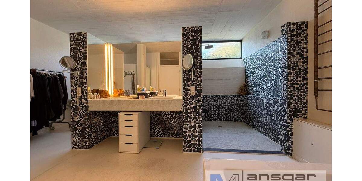 Mehrfamilienhaus, Wohnhaus Mönchengladbach / Hardterbroich-Pesch Lürrip - 4 Zimmer, 251 m&sup2;, 695.000&euro; | Angebot:25666498